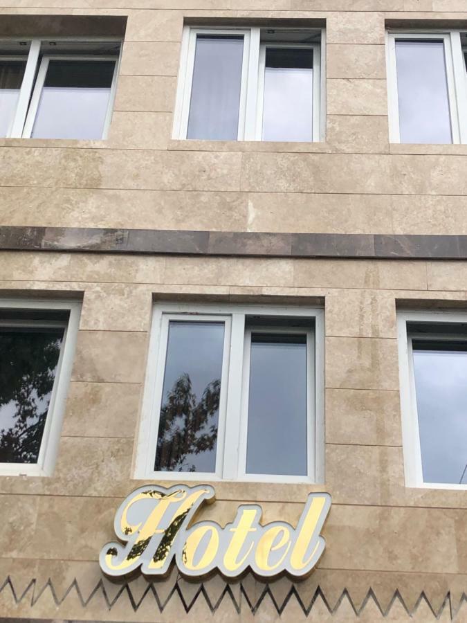 Hotel Moji Koeln Exterior photo